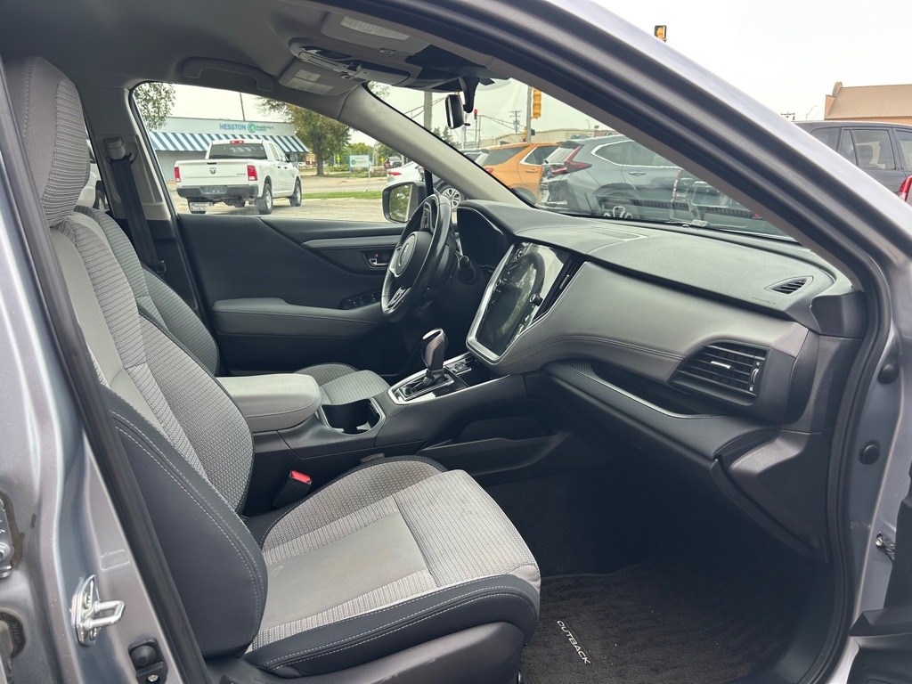 Photo 14 of this SUBARU OUTBACK