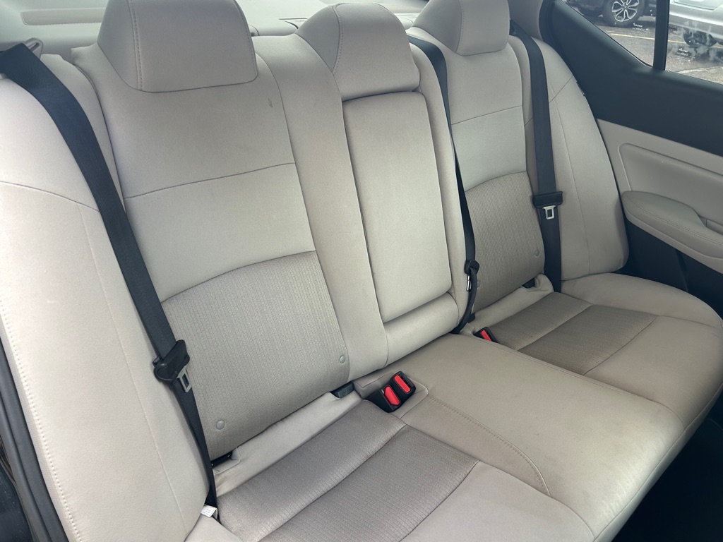 Photo 13 of this NISSAN ALTIMA