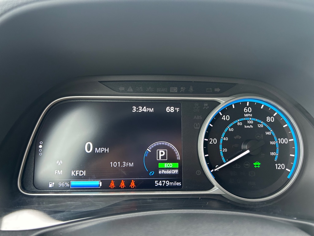 Photo 14 of this NISSAN LEAF