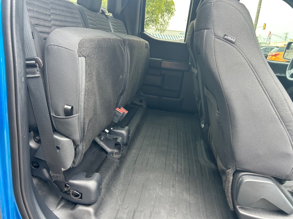 Photo 16 of this FORD F150 STX