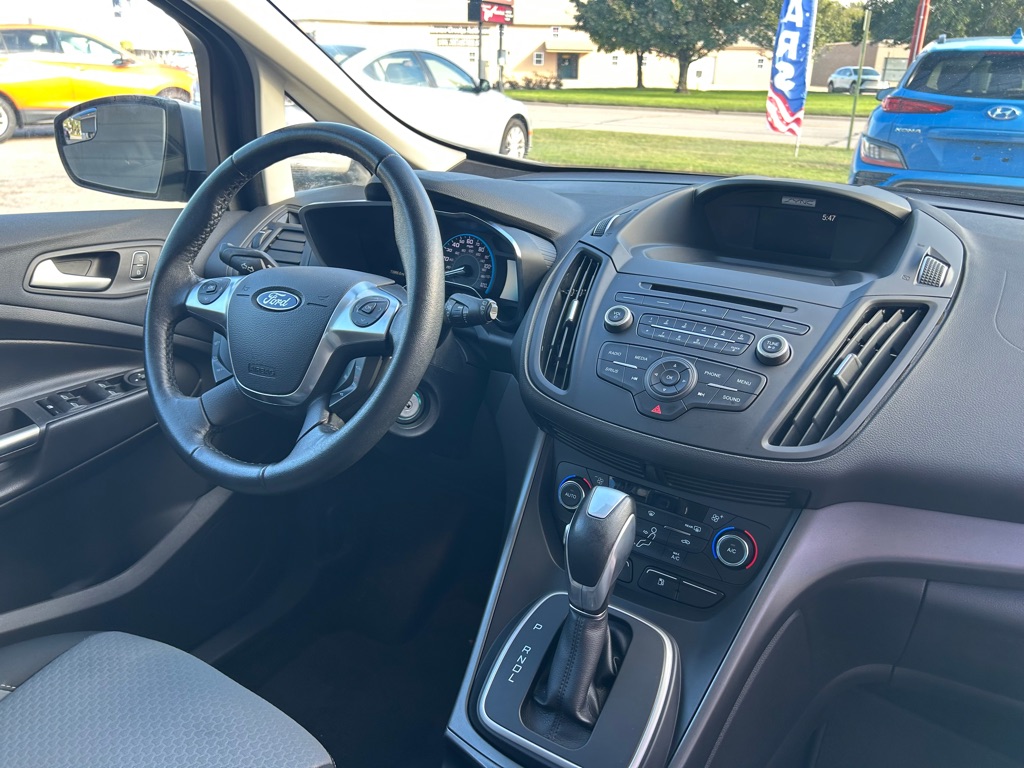 Photo 14 of this FORD C-MAX