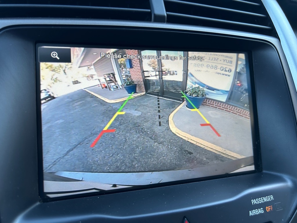 Photo 19 of this FORD EDGE