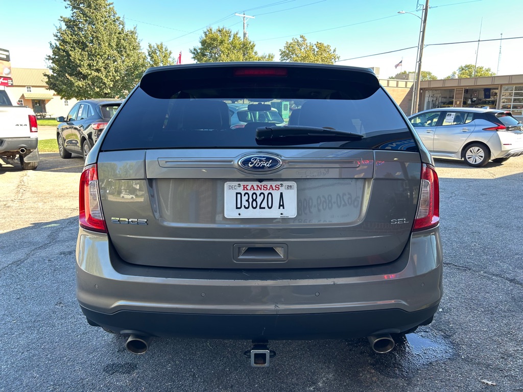 Photo 6 of this FORD EDGE