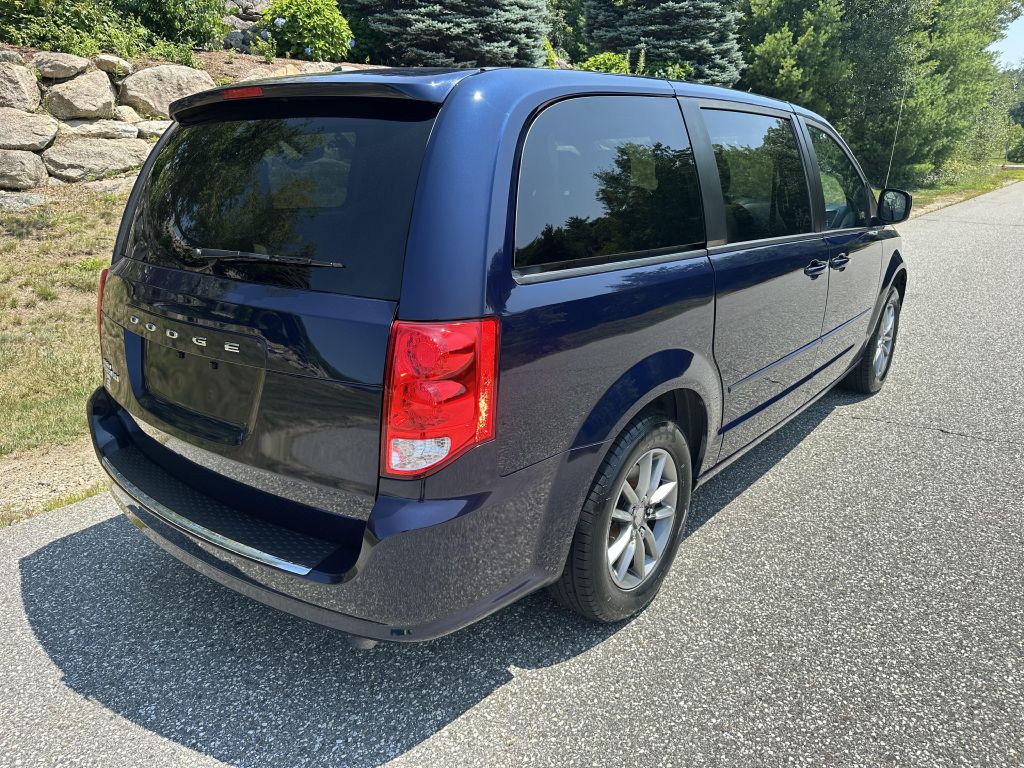 Photo 3 of this DODGE GRAND CARAVAN