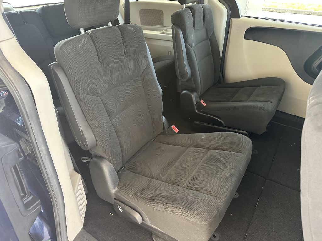 Photo 11 of this DODGE GRAND CARAVAN