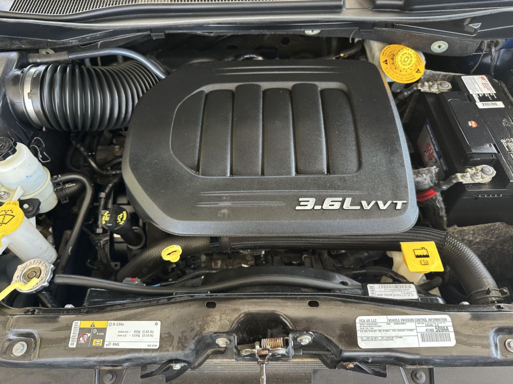 Photo 14 of this DODGE GRAND CARAVAN