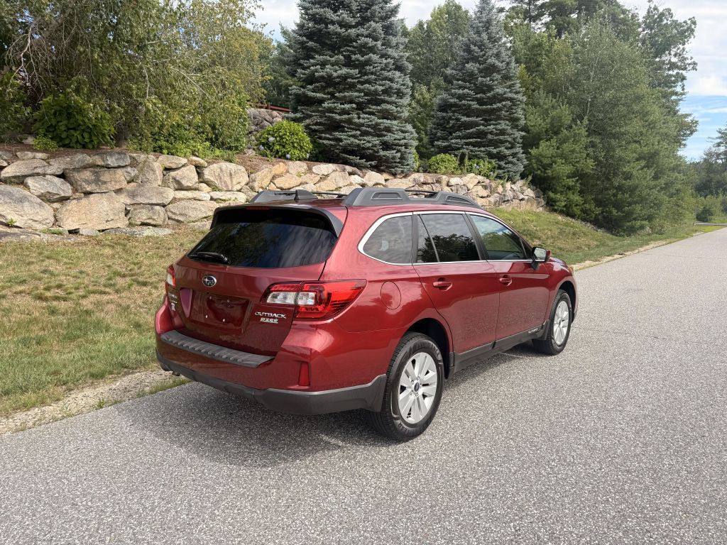 Photo 3 of this SUBARU OUTBACK