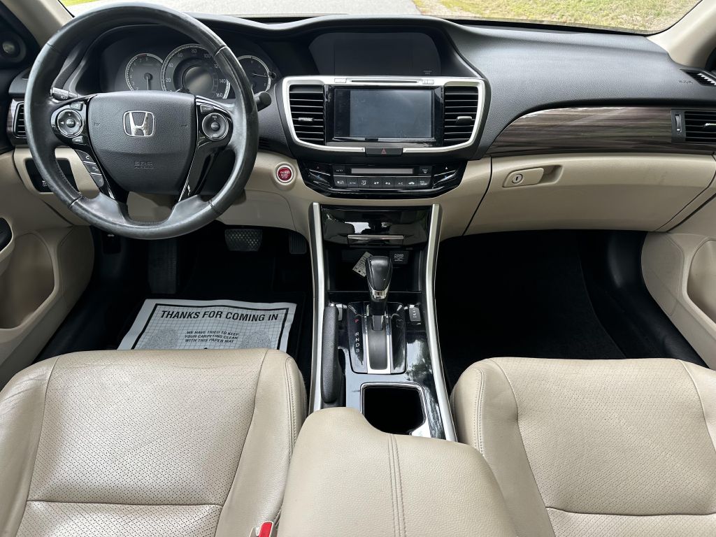 Photo 11 of this HONDA ACCORD