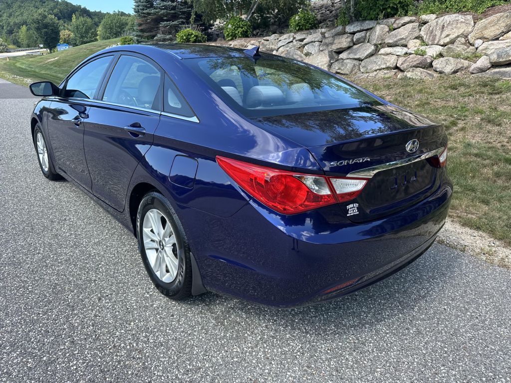 Photo 6 of this HYUNDAI SONATA