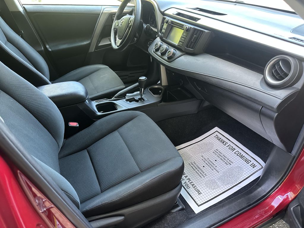 Photo 9 of this TOYOTA RAV4