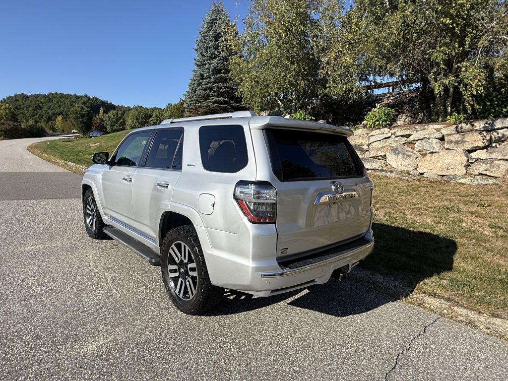 Photo 6 of this TOYOTA 4RUNNER
