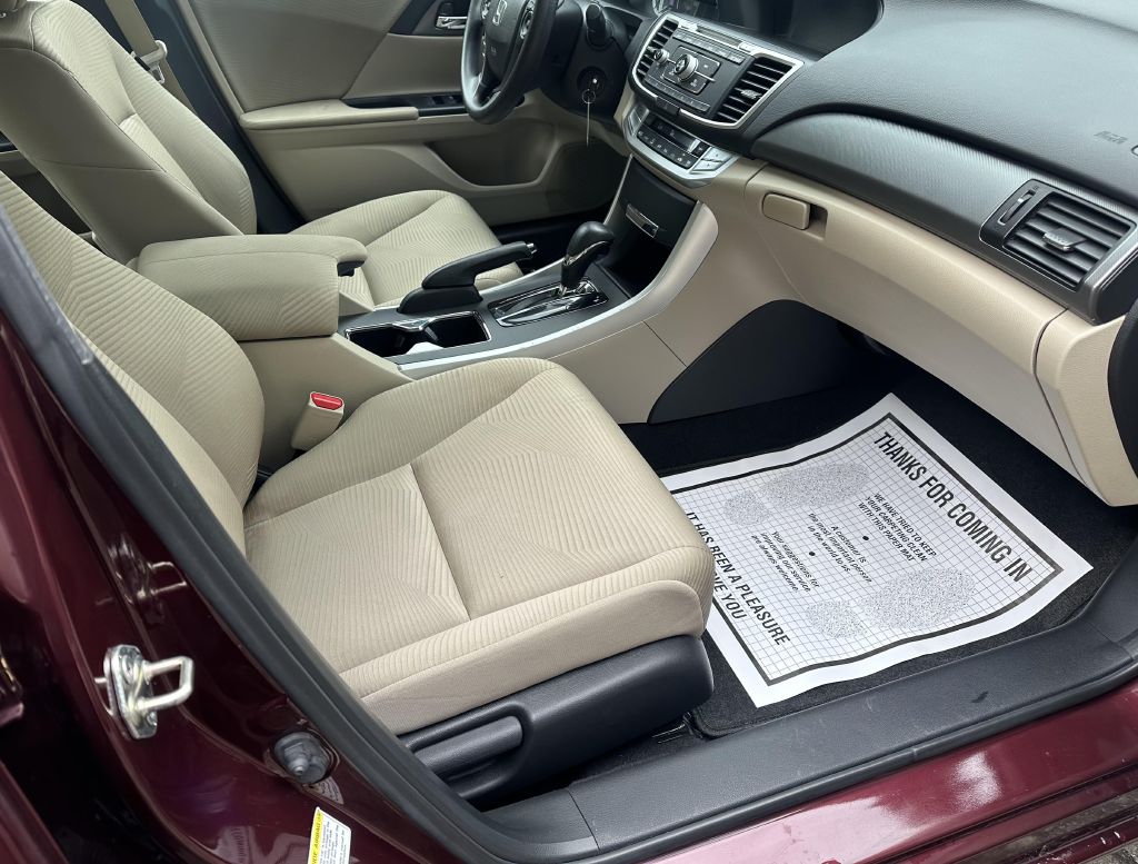 Photo 9 of this HONDA ACCORD