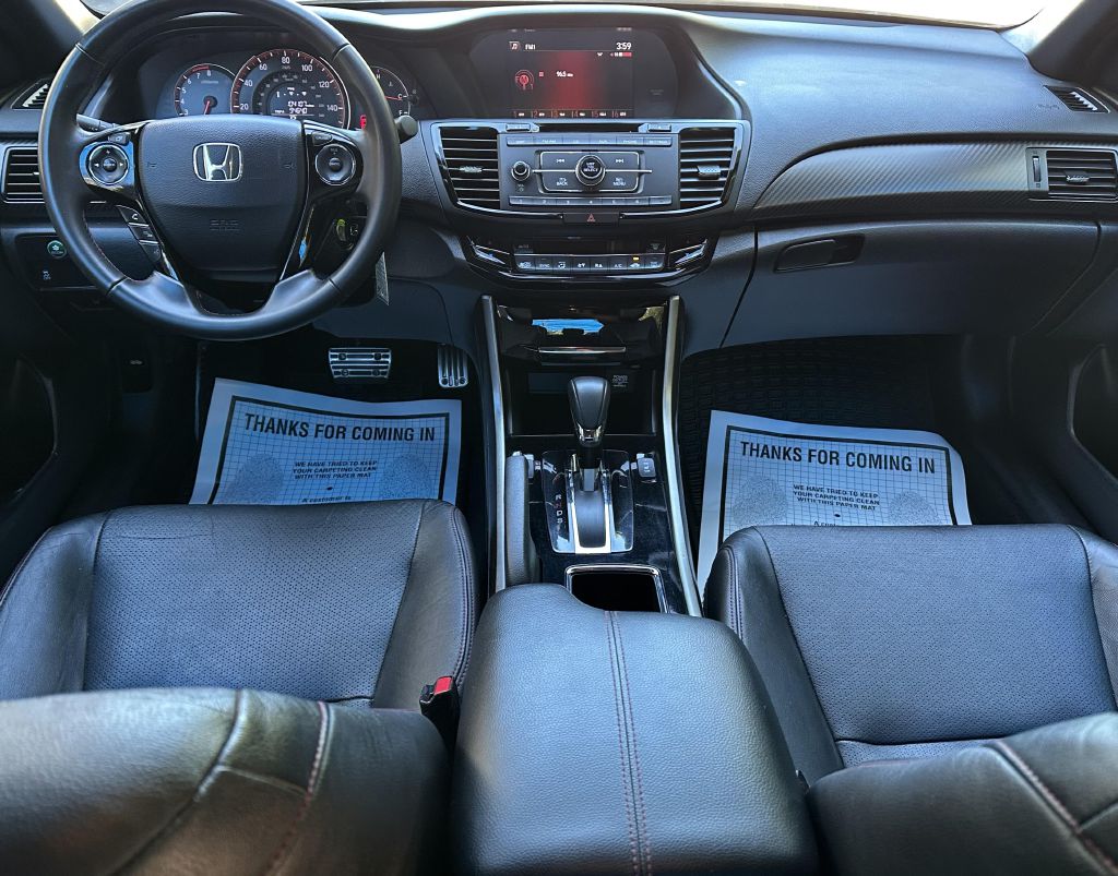 Photo 11 of this HONDA ACCORD