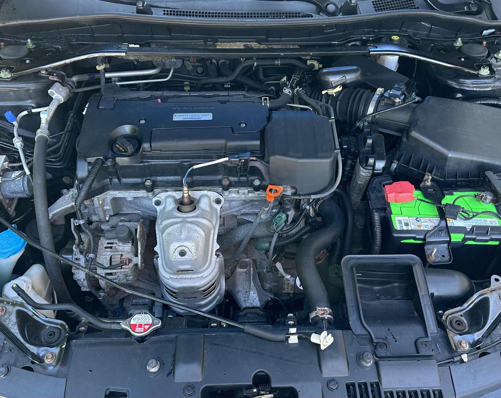 Photo 13 of this HONDA ACCORD
