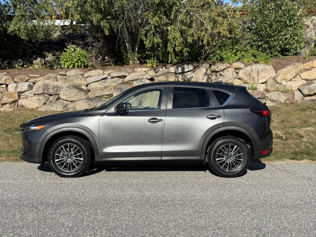 Photo 5 of this MAZDA CX-5