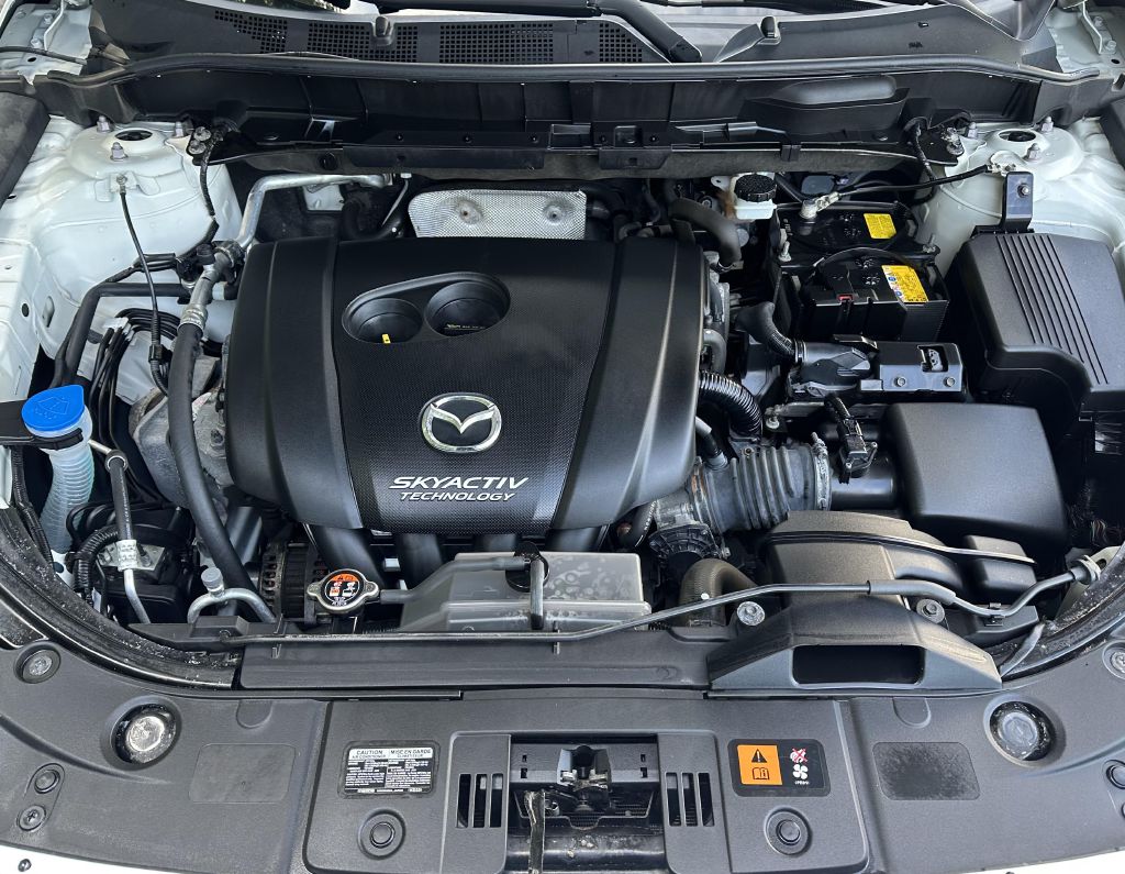 Photo 13 of this MAZDA CX-5