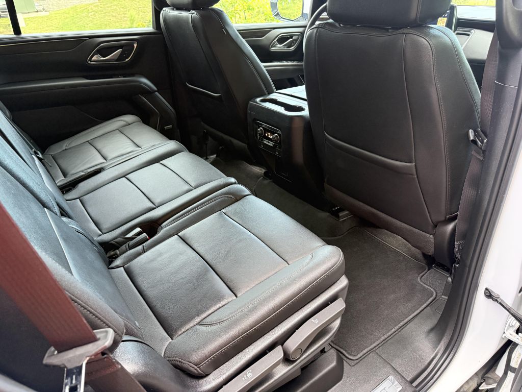 Photo 10 of this CHEVROLET TAHOE