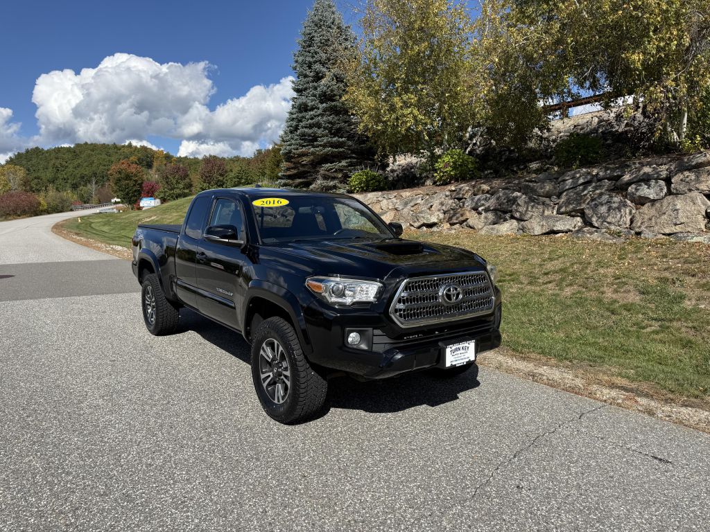 2016 TOYOTA TACOMA