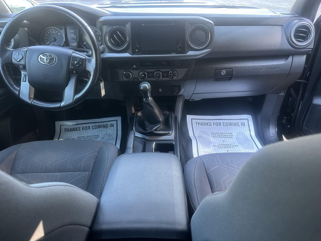Photo 11 of this TOYOTA TACOMA