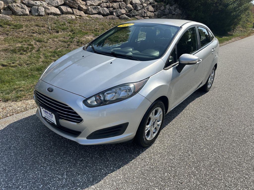 Photo 4 of this FORD FIESTA