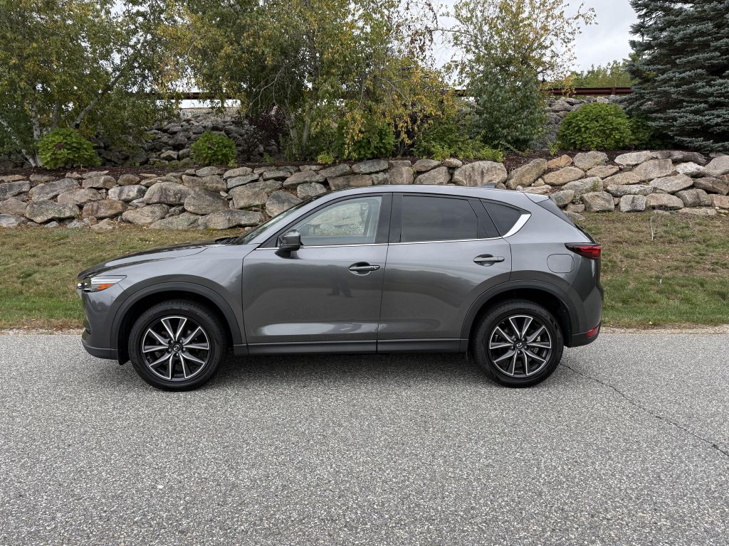 Photo 5 of this MAZDA CX-5
