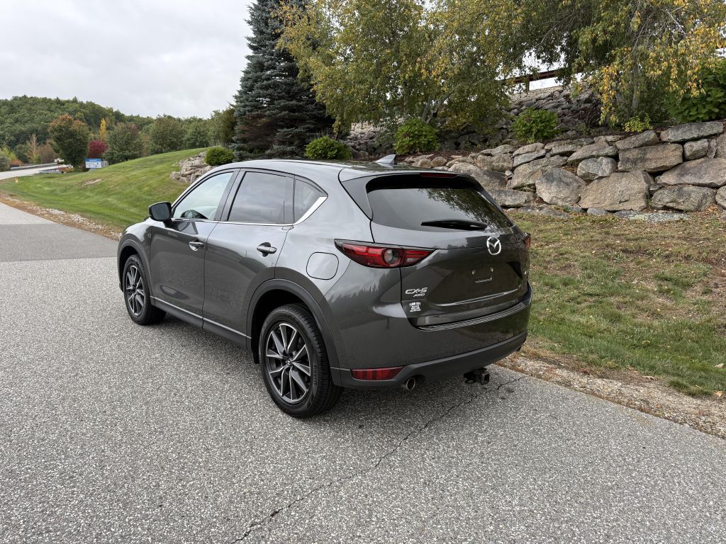 Photo 6 of this MAZDA CX-5