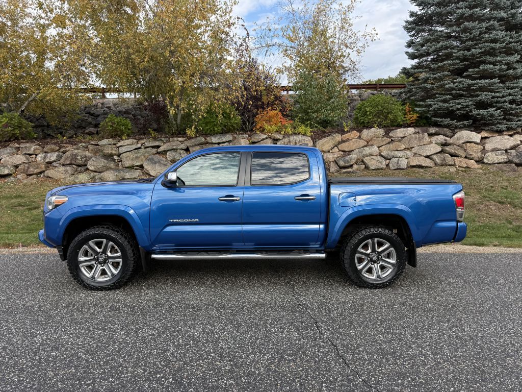 Photo 5 of this TOYOTA TACOMA