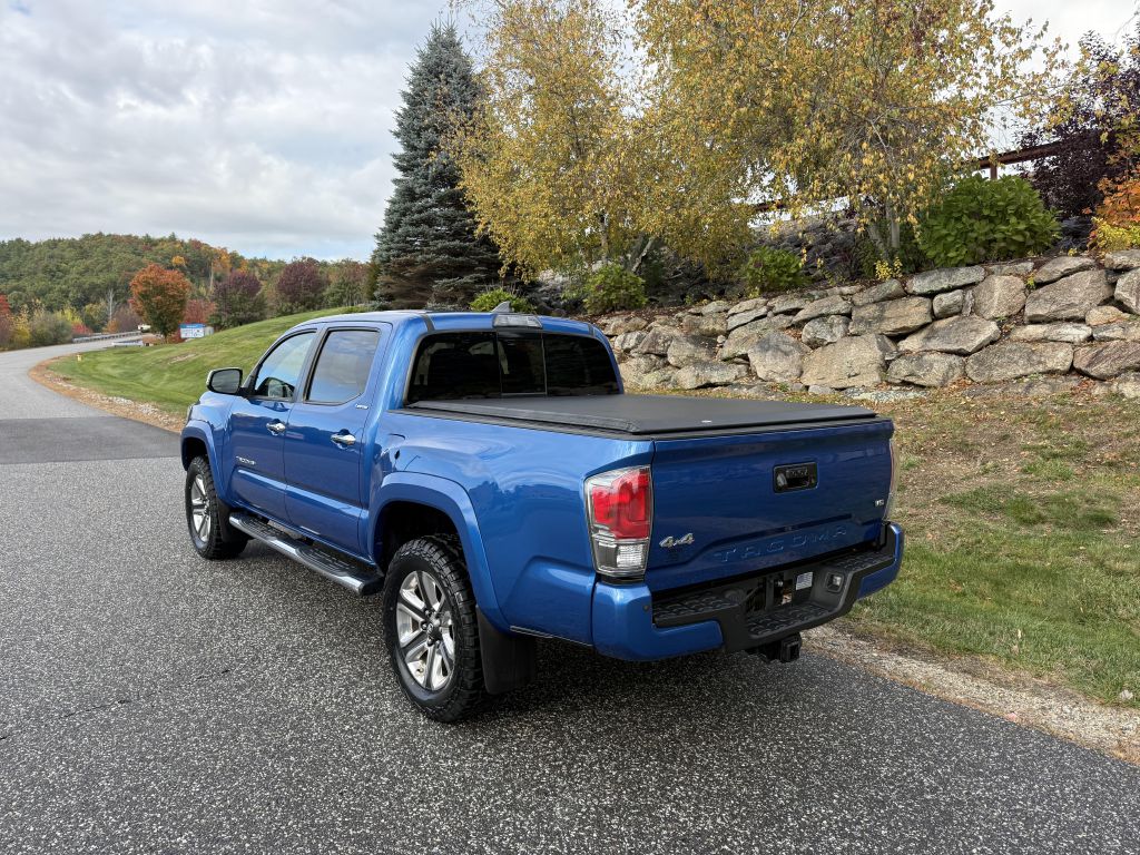 Photo 6 of this TOYOTA TACOMA