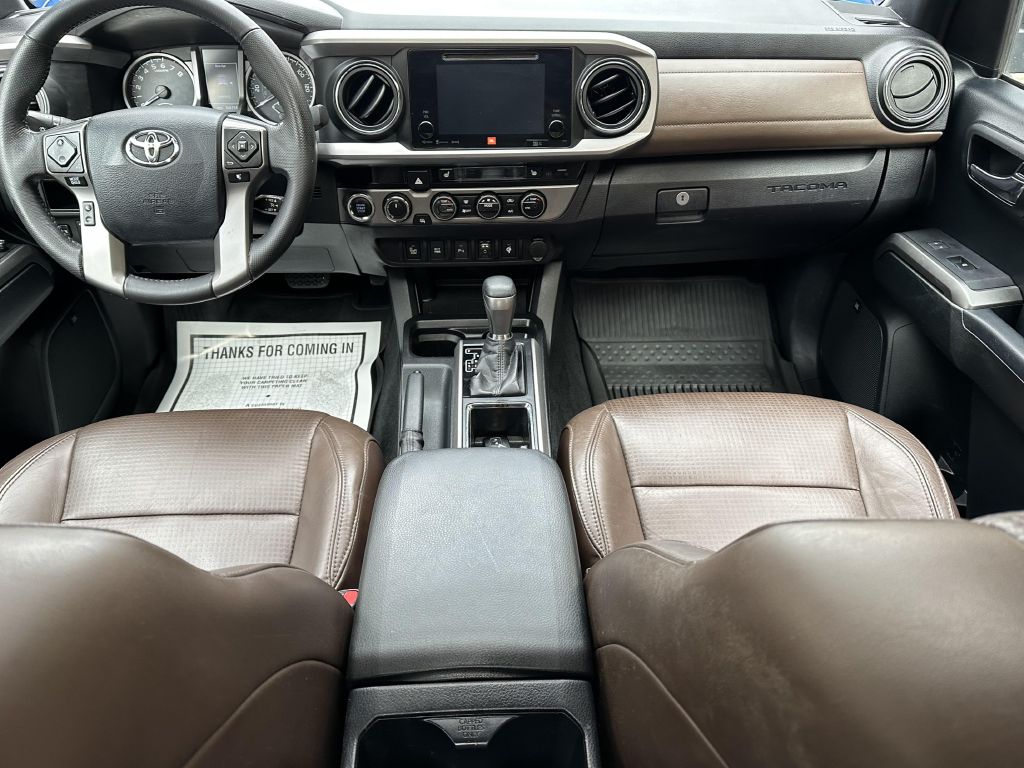 Photo 11 of this TOYOTA TACOMA