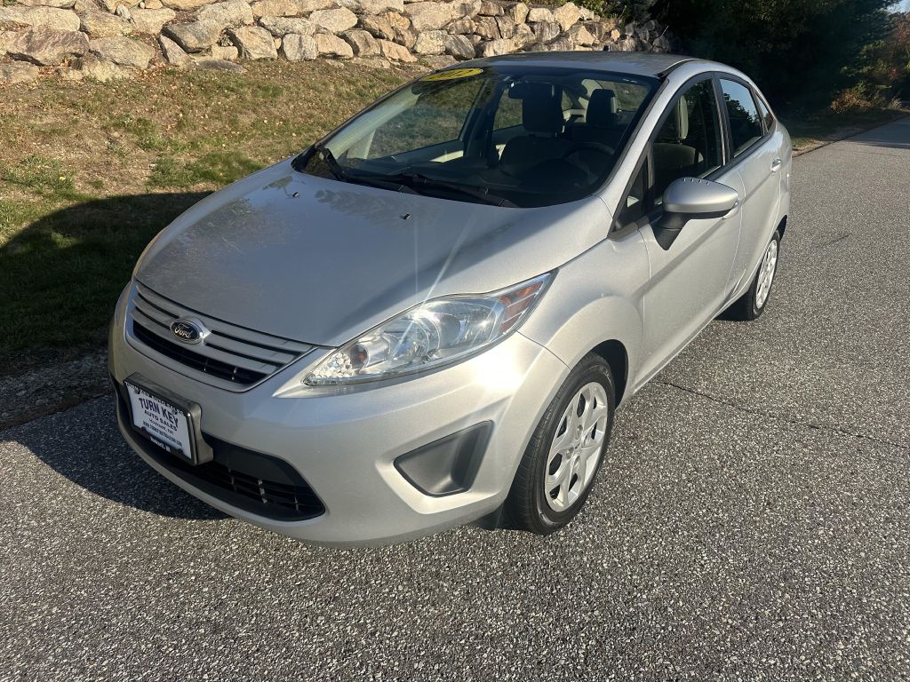 Photo 4 of this FORD FIESTA