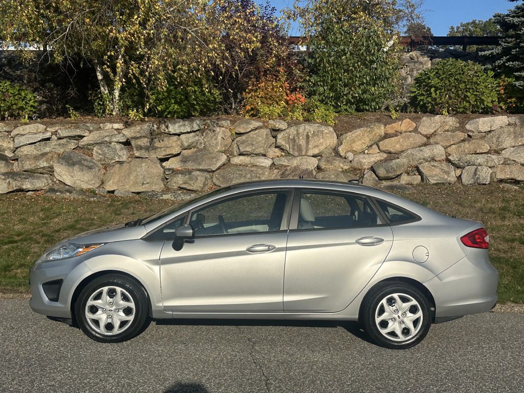 Photo 5 of this FORD FIESTA