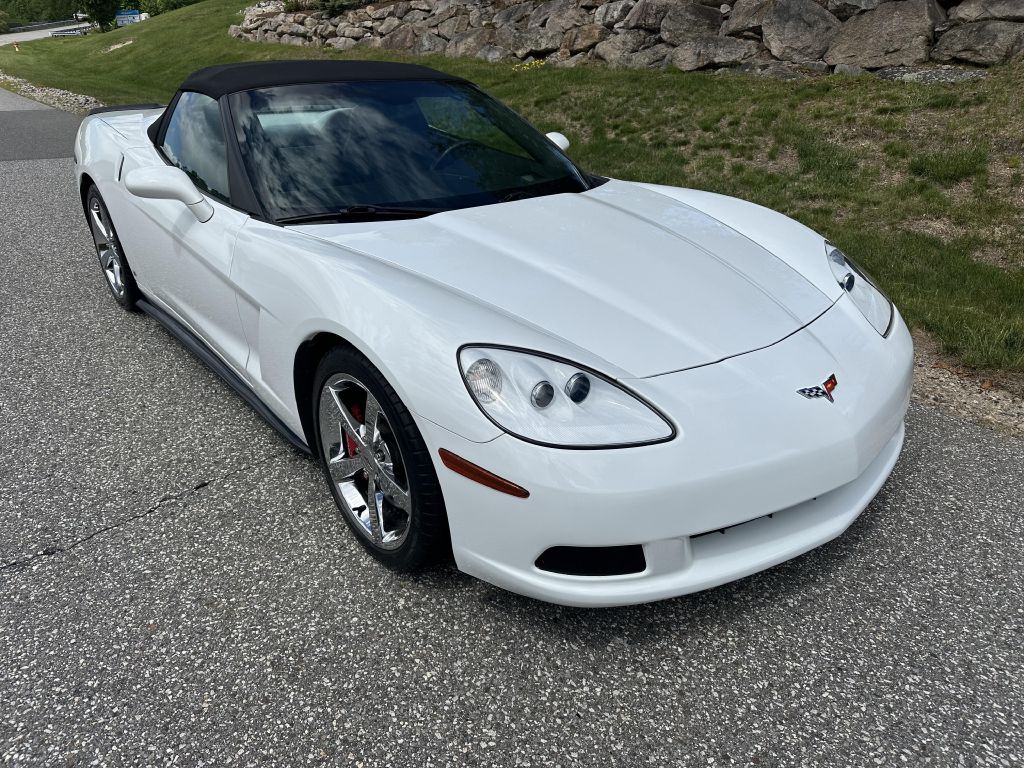 White 2008 Chevrolet Corvette Indy 500 Pace Car Replica Convertible RWD Convertible Rear-Wheel Drive Automatic