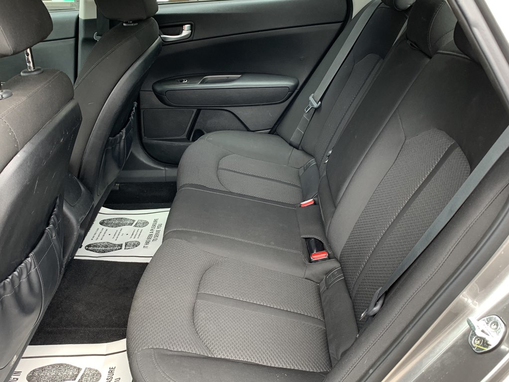 Photo 10 of this KIA OPTIMA