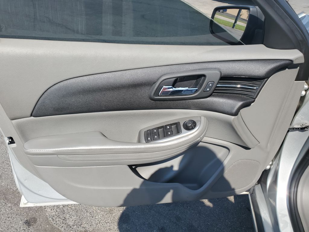 Photo 9 of this CHEVROLET MALIBU LIMITED