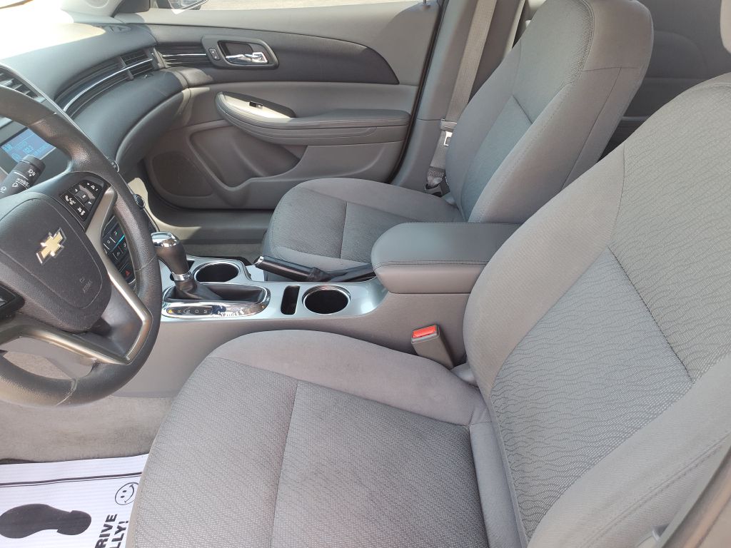 Photo 10 of this CHEVROLET MALIBU LIMITED