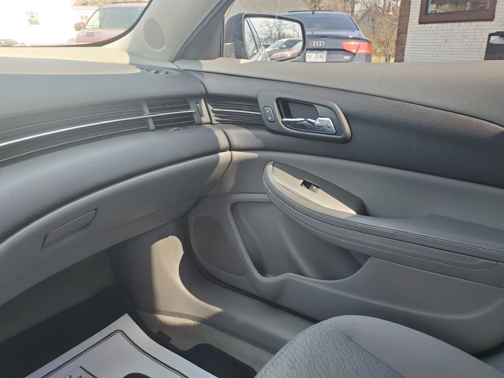 Photo 14 of this CHEVROLET MALIBU LIMITED