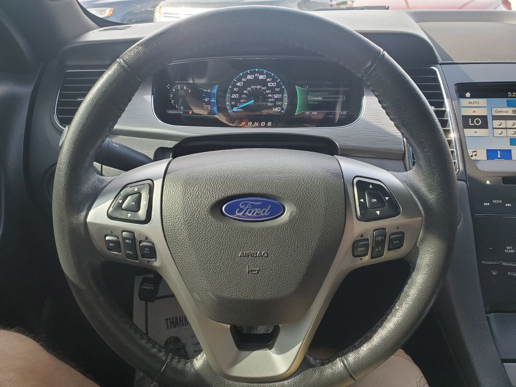 Photo 11 of this FORD TAURUS