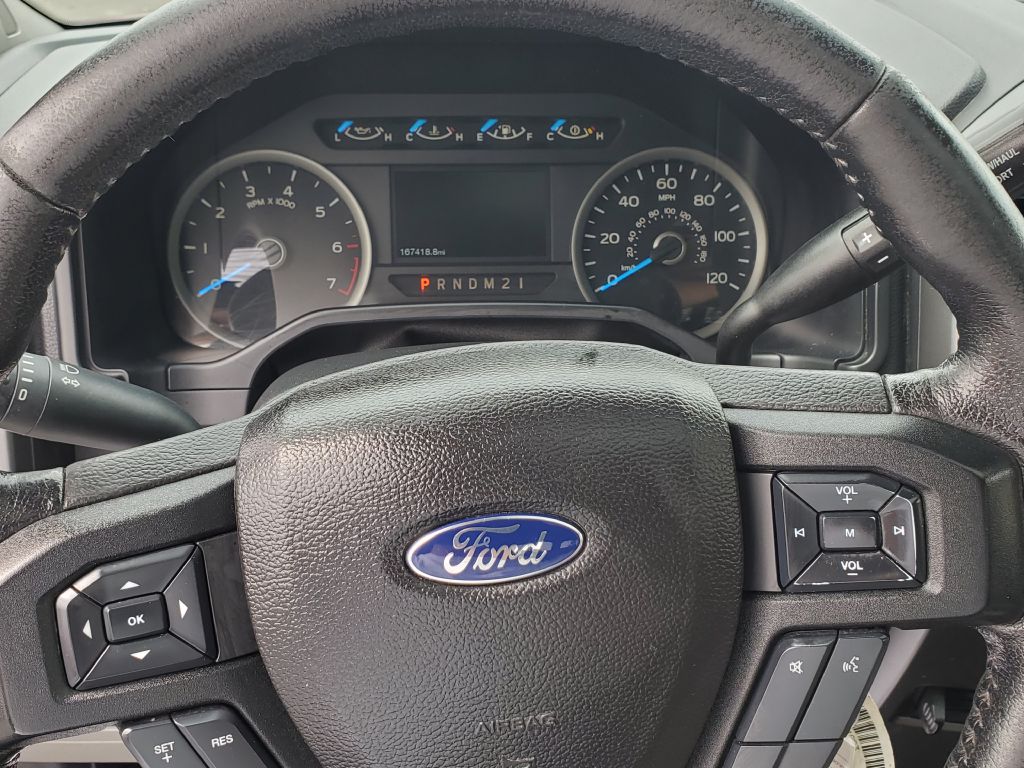 Photo 12 of this FORD F150