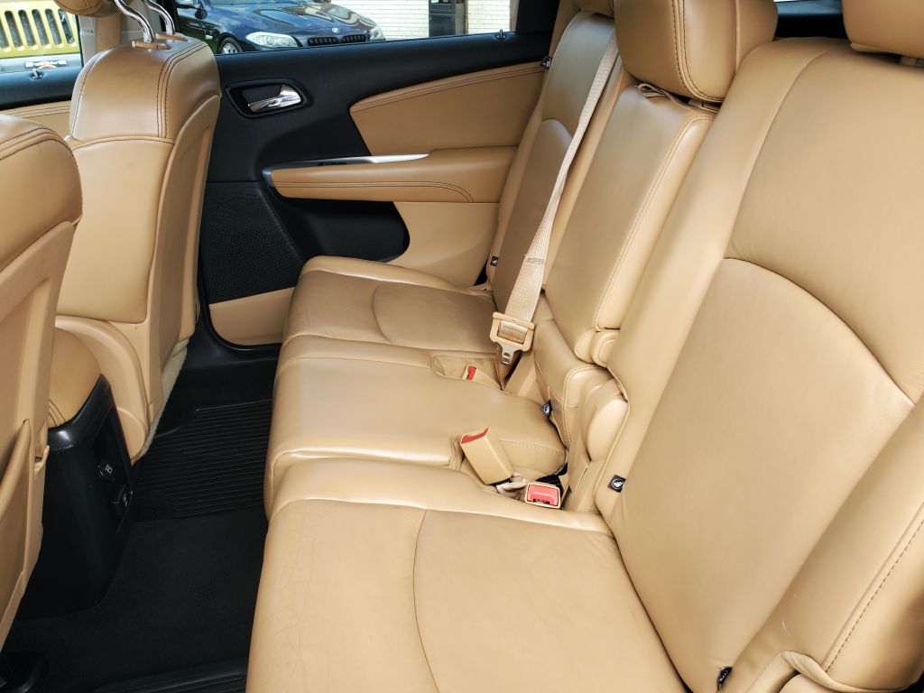 Photo 11 of this DODGE JOURNEY