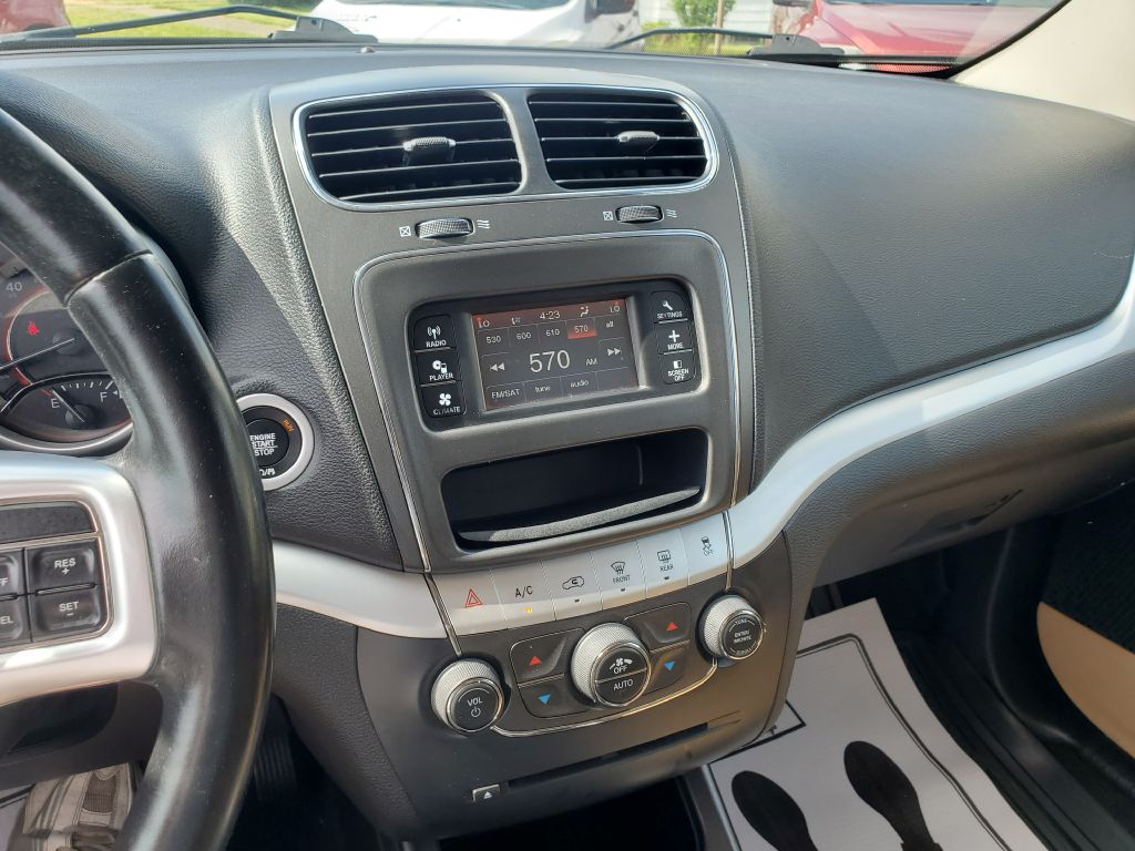Photo 14 of this DODGE JOURNEY