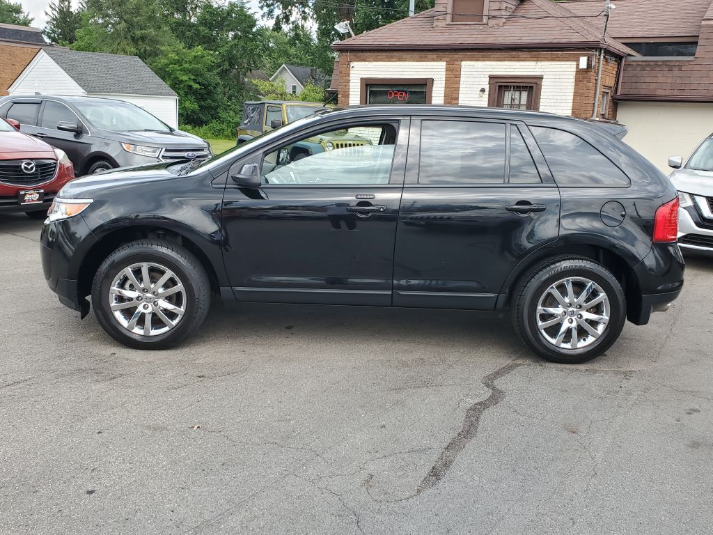 Photo 3 of this FORD EDGE