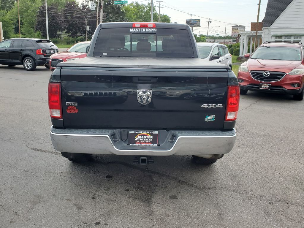 Photo 4 of this DODGE RAM 1500
