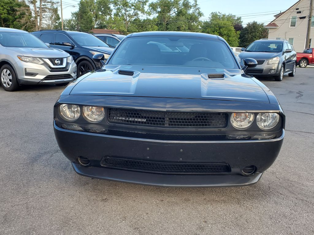 Photo 10 of this DODGE CHALLENGER