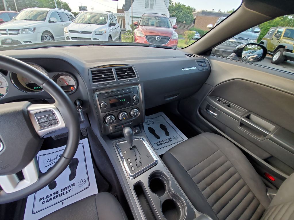 Photo 19 of this DODGE CHALLENGER