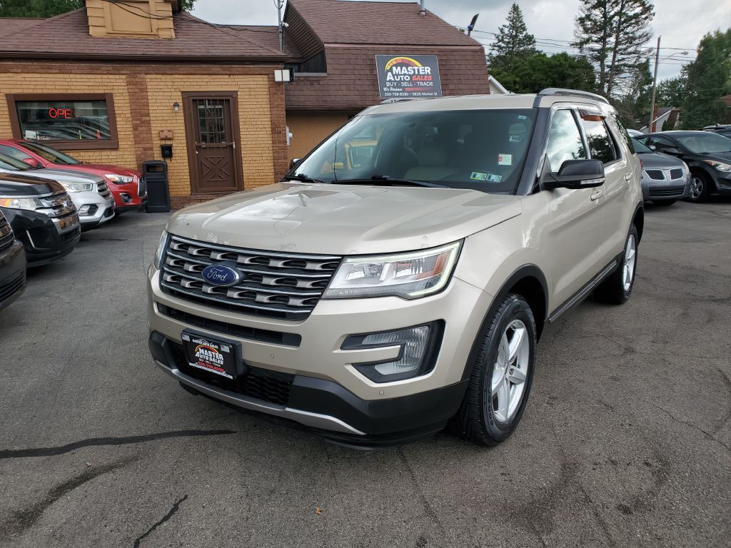 Photo 10 of this FORD EXPLORER