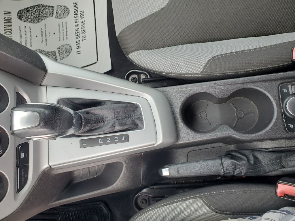 Photo 16 of this FORD FOCUS