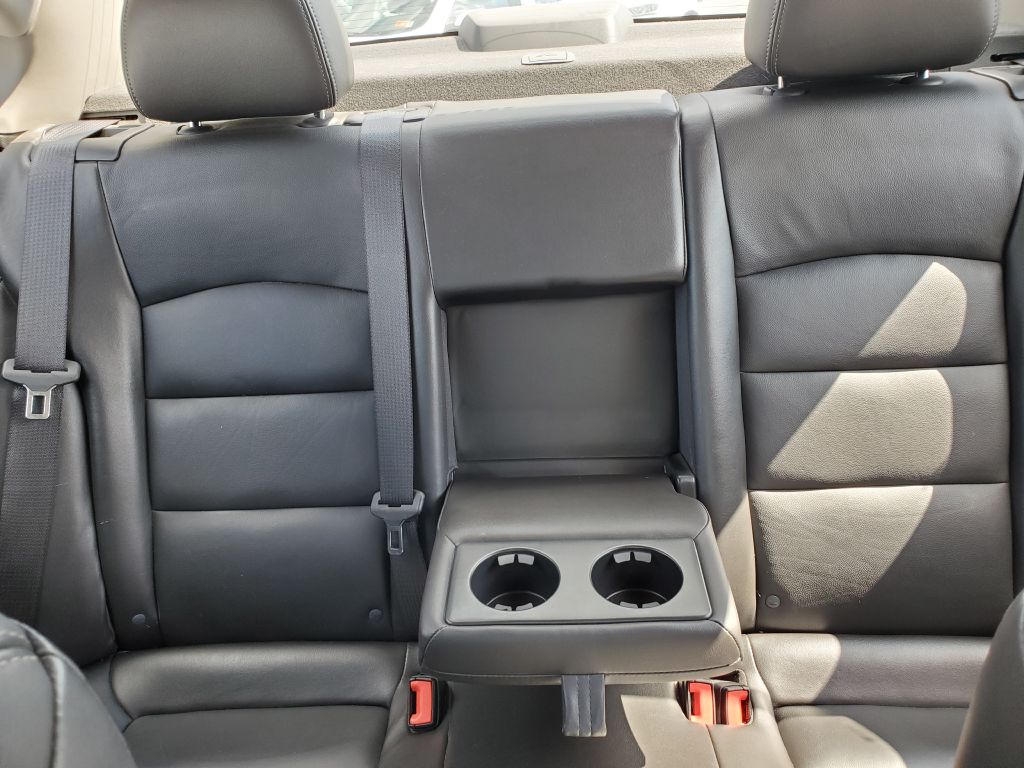 Photo 17 of this CHEVROLET CRUZE