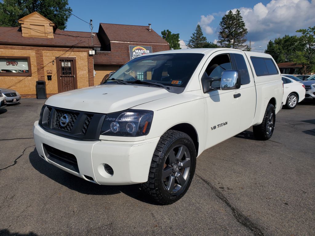2013 NISSAN TITAN