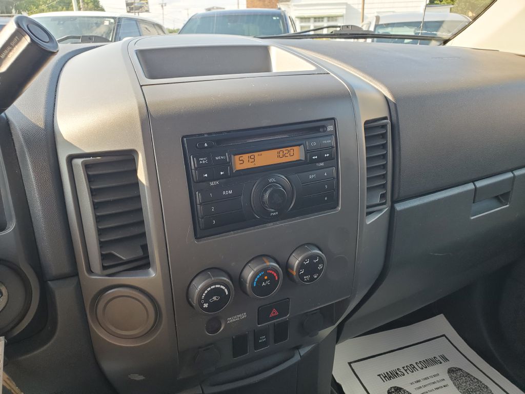 Photo 13 of this NISSAN TITAN