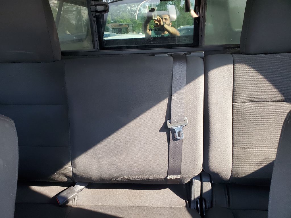 Photo 15 of this NISSAN TITAN
